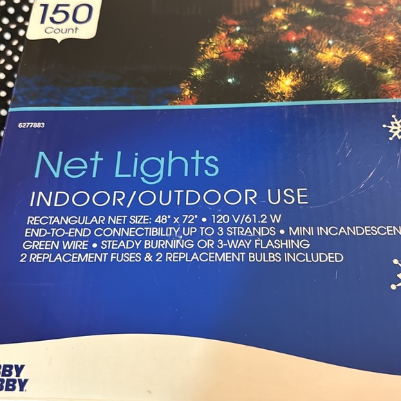 New! Net Lights.  150 Multi -color Net Lights. Green wire 48” by 72” - Picture 5 of 5